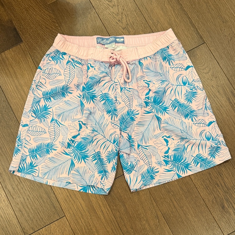 Huntington Tropical Pink and Blue Swim Trunks Size Large C6-012